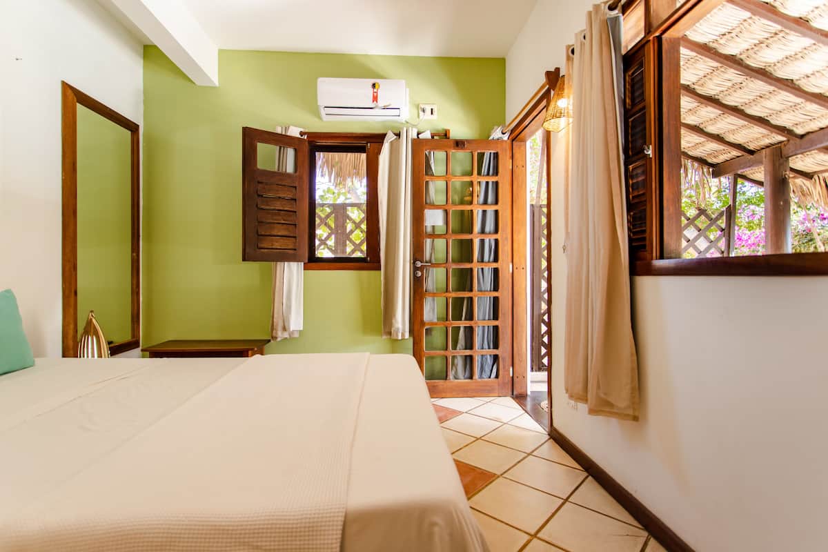 Standard Double Room (Frente Piscina)