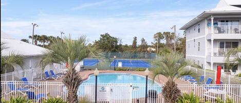 Piscine extérieure, piscine chauffée