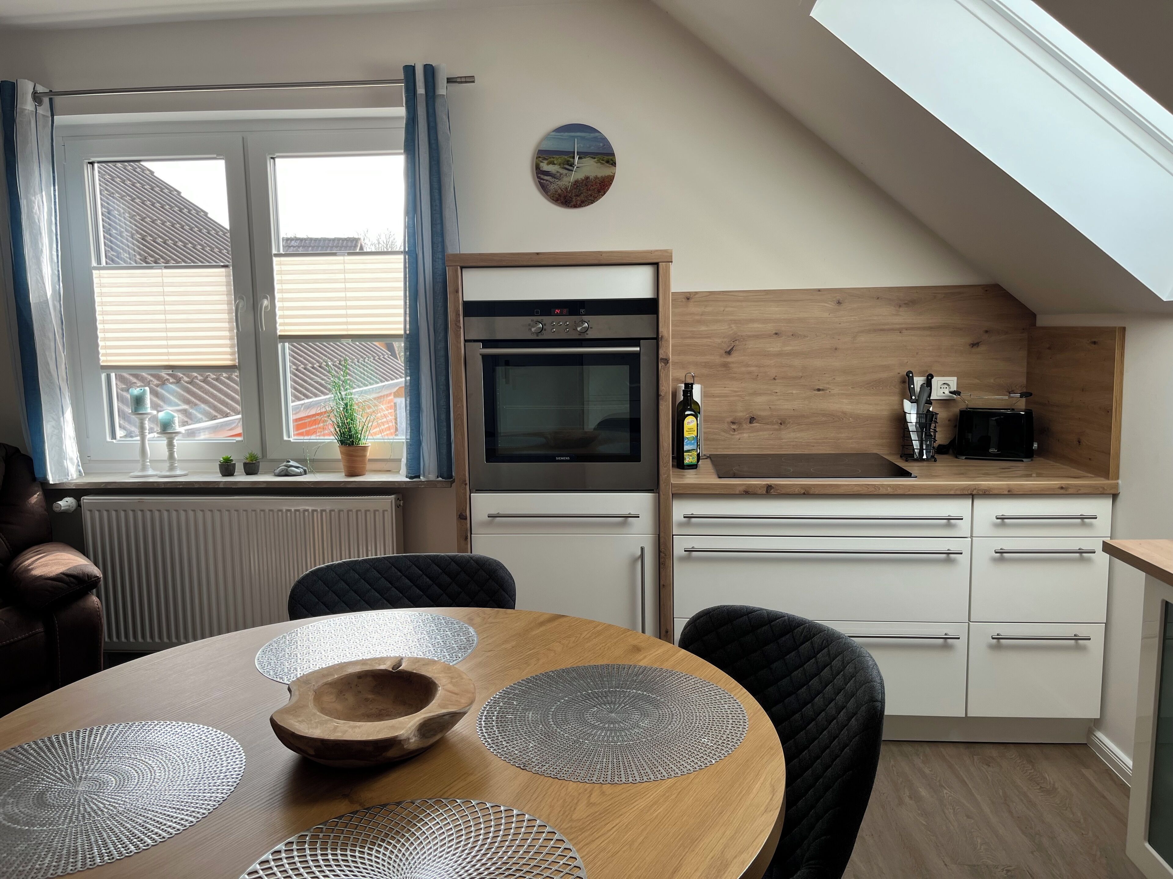 Kühlschrank, Herdplatte, Geschirrspüler