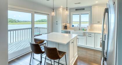 Incredible riverfront, gorgeous, renovated cottage in popular Inlet Cove