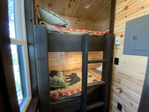 1 camera, culla da viaggio, Wi-Fi gratuito, lenzuola