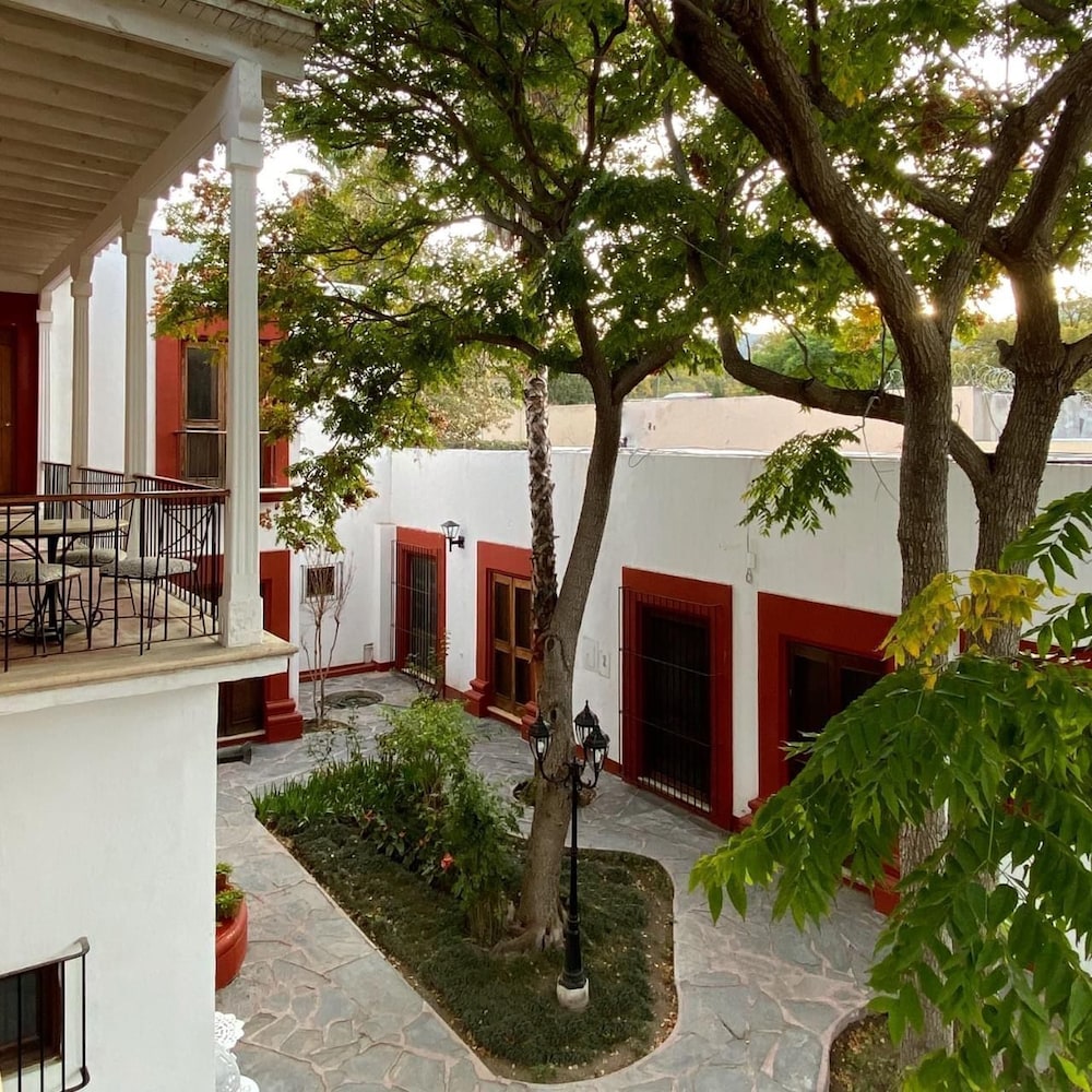 Hotel El Farol by null