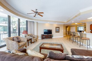 Fernseher, Stereoanlage