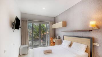 Superior Room | Desk, laptop workspace, free WiFi