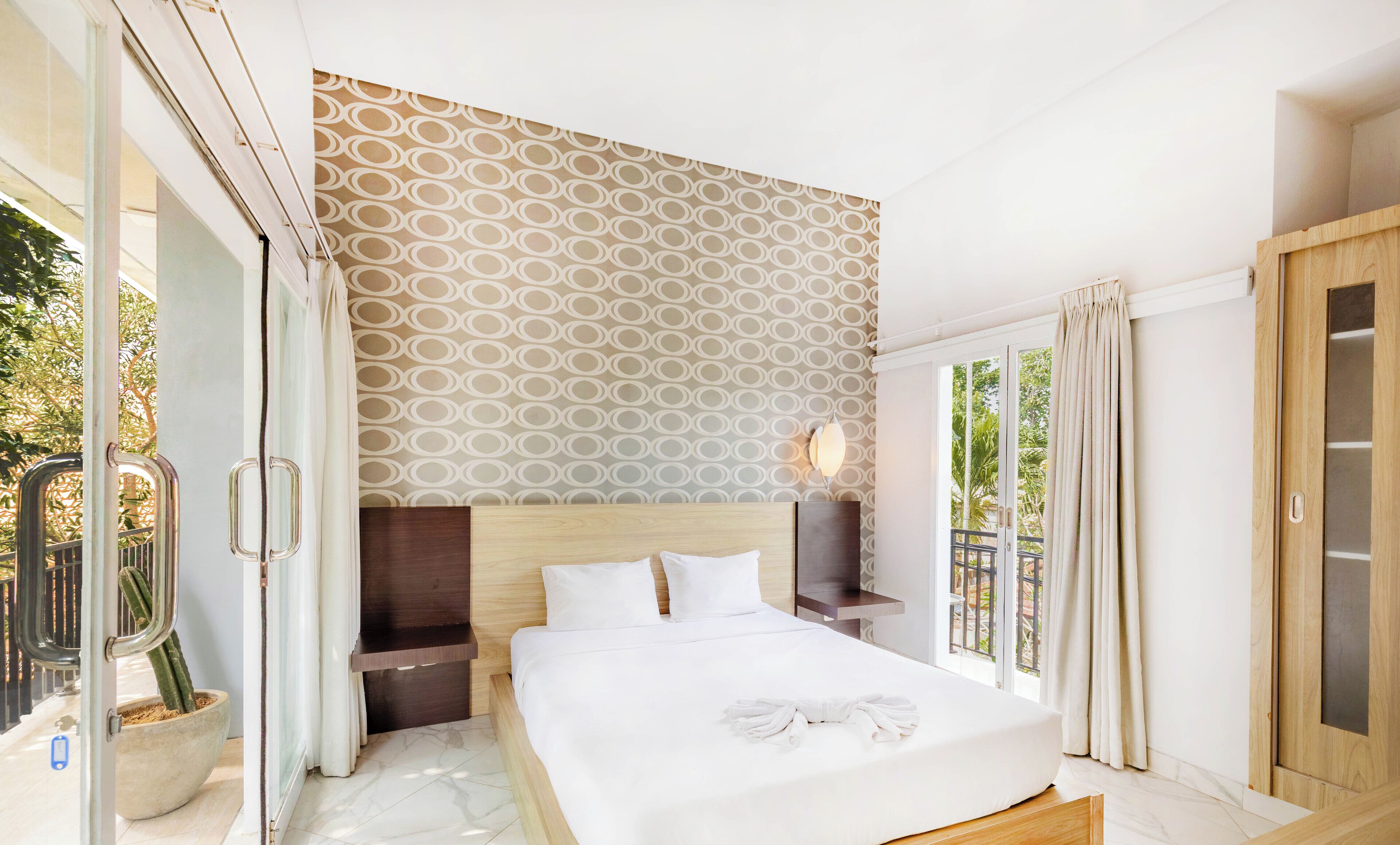 Exclusive Double Room | Desk, laptop workspace, free WiFi