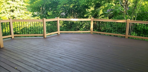 Spacious Private Home with Large Deck 