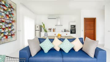 Deluxe Villa, 3 Bedrooms | Living area | Flat-screen TV