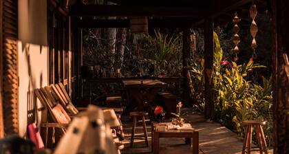 Casa em Frente a Praia nas Margens do Rio Sahy