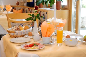 用餐