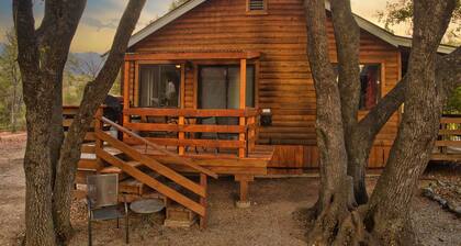 Oak Suite - Sierra Mountain Lodge