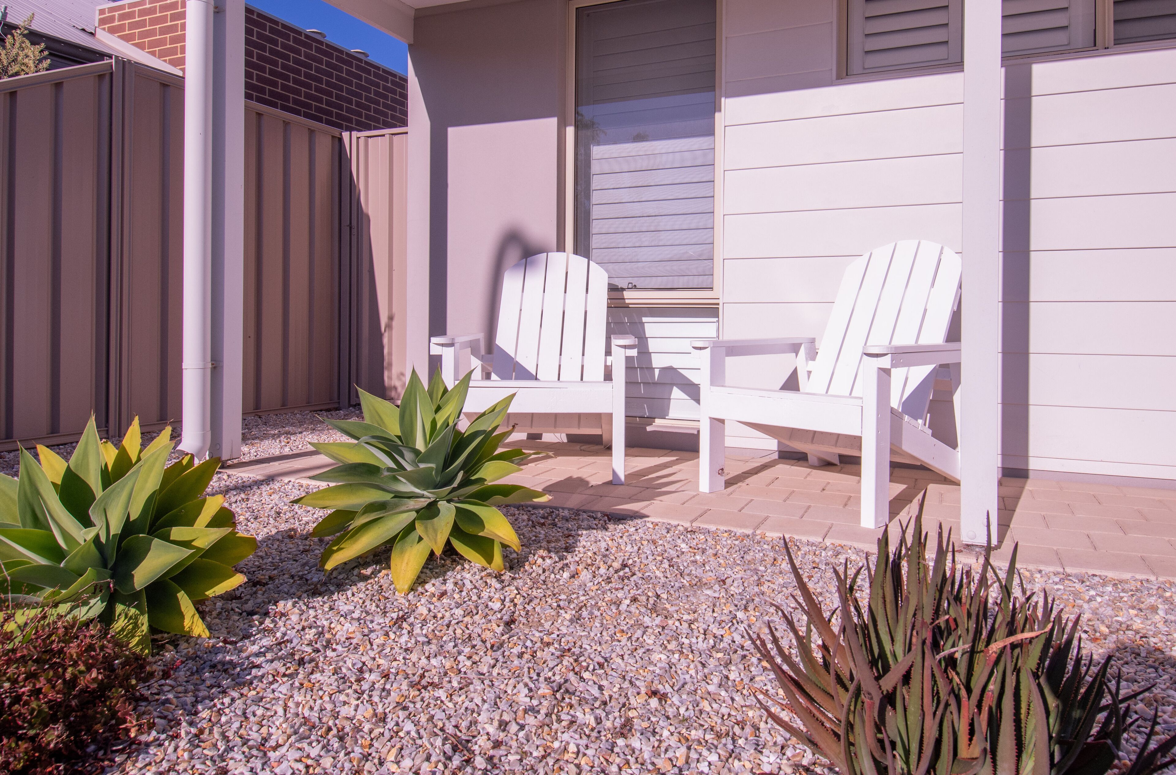 Breath of Fresh Eyre | Walk to Town & Coastal Comfort — image 5