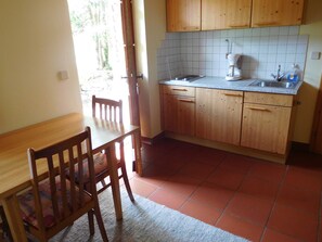 Fridge, coffee/tea maker, electric kettle, highchair - Bio - Appartements Bischof, Familie Wind - Appartement 1 (Verditz)