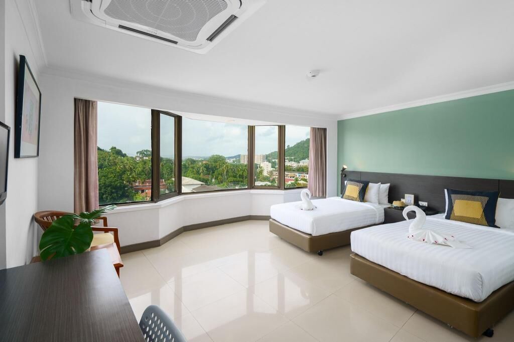 In-room safe, desk, blackout drapes, soundproofing