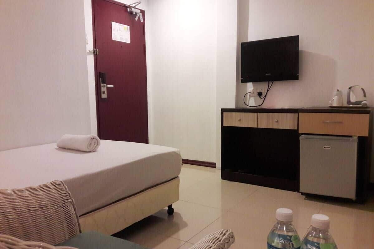 Basic Single Room