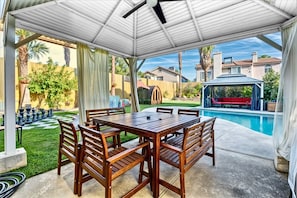 Outdoor dining