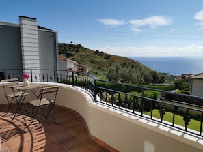 Quadruple Room (Nettuno) | Terrace/patio