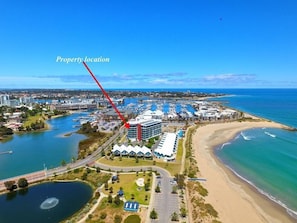 On the beach - Stunning 270 degrees view of the Ocean, Beach & Marina Views (mandurah)