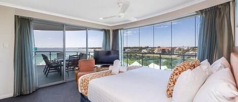 2 habitaciones, caja de seguridad en la habitación y escritorio