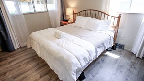 3 habitaciones, caja de seguridad en la habitación y escritorio 