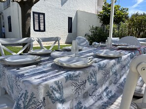 Outdoor dining