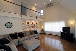 テレビ、ステレオ