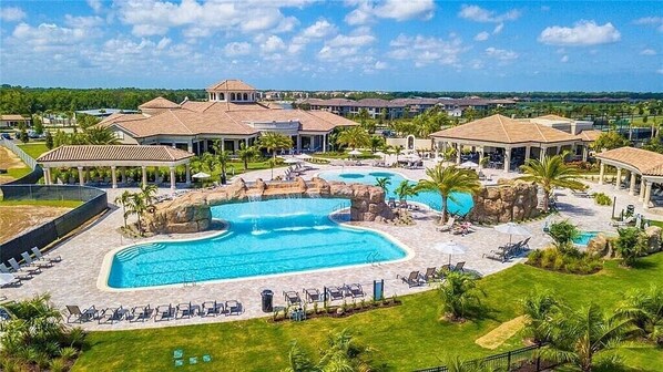 Outdoor pool, a heated pool