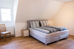 2 bedrooms, free WiFi, bed sheets - Vacation apartment with large roof terrace in Münstertal in the Black Forest (Münstertal/Schwarzwald)