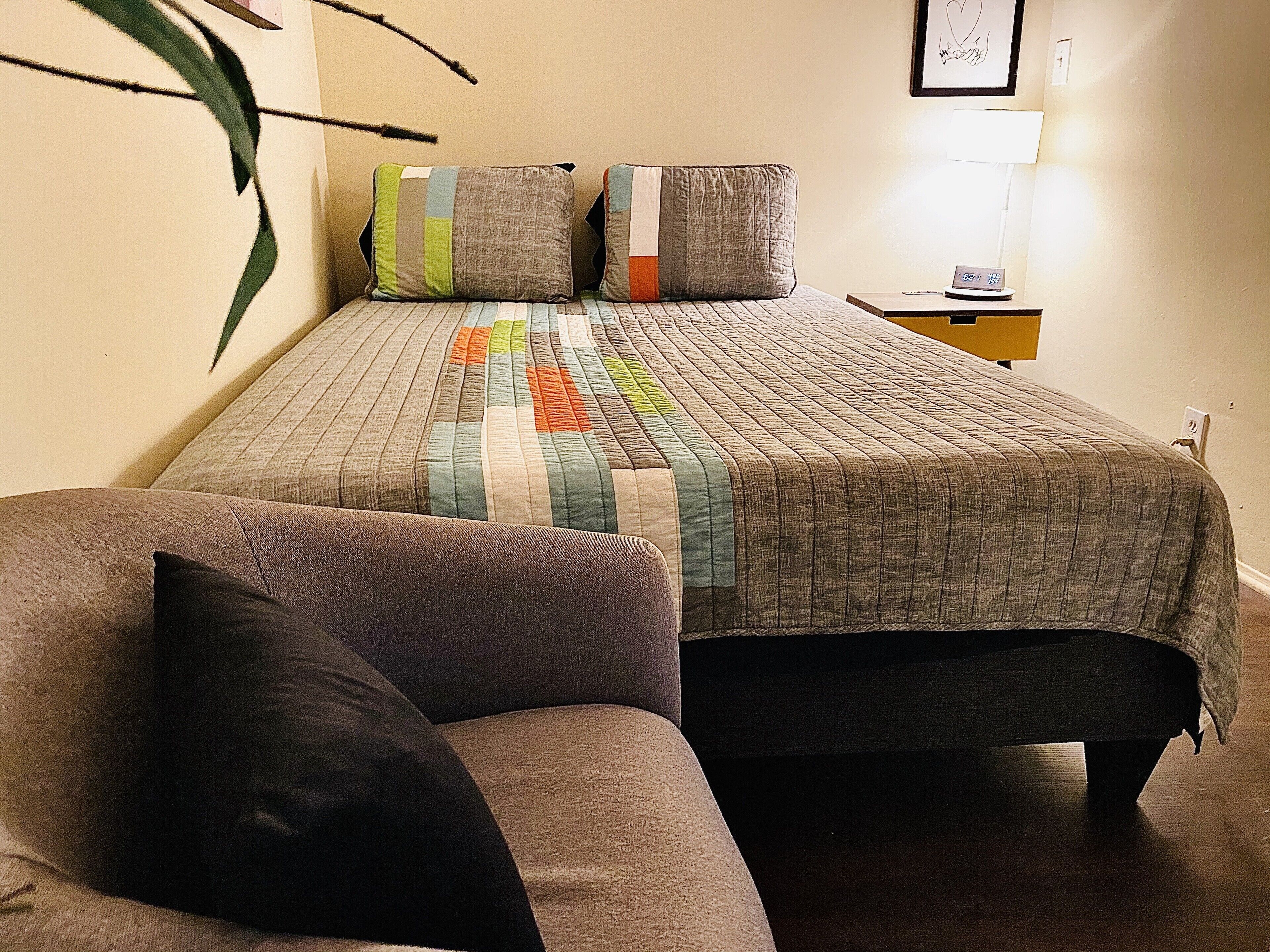 1 chambre, fer et planche à repasser, Wi-Fi, draps fournis