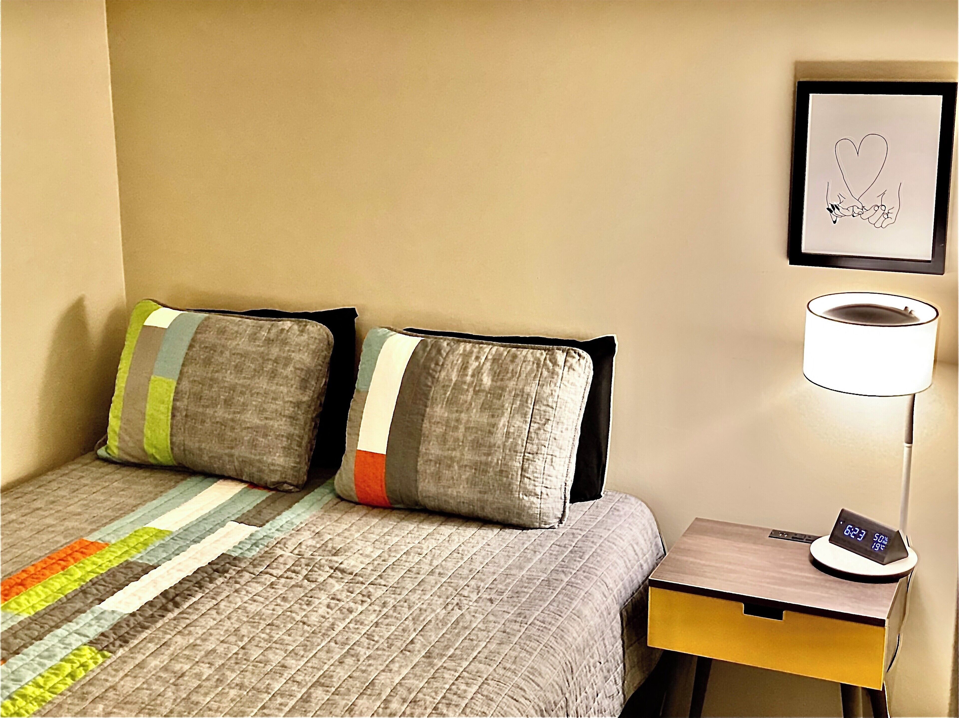 1 chambre, fer et planche à repasser, Wi-Fi, draps fournis