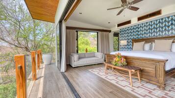 6 bedrooms, in-room safe, desk, iron/ironing board