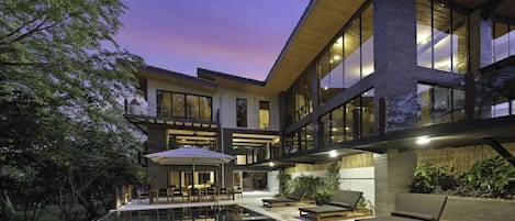 Alberca al aire libre