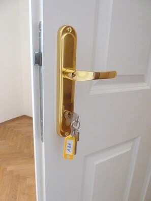 2 bedrooms - Extremely central 2 BR Apartment next to St  Stephen Cathedral (Vienna)