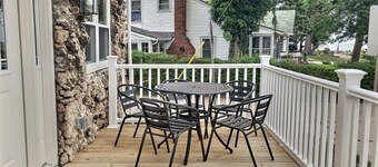 Rock House - Lake Views & 15 Mins to Cedar Point