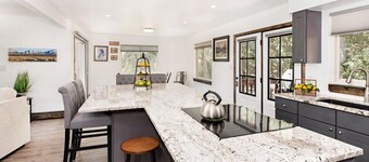 Hillside Home with MTN Views,  5 Min Drive to Dwtn