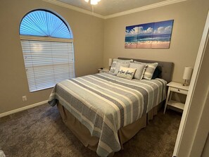 5 bedrooms, in-room safe, desk, iron/ironing board