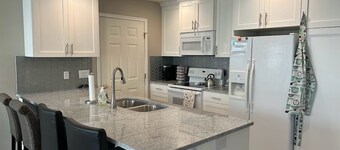 Updated, Comfortable and Luxury Stay! Close to all ski resorts. Come and stay.