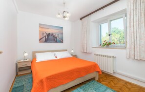 2 chambres, Wi-Fi gratuit, draps fournis