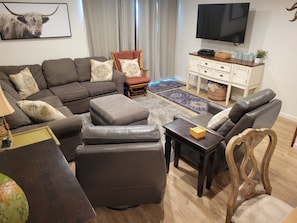 TV, fireplace, DVD player, stereo