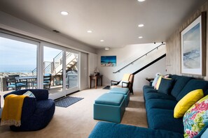 TV, fireplace, DVD player, stereo