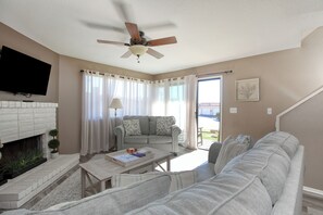 TV, fireplace, DVD player