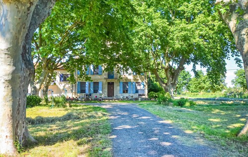 2 bedroom beautiful home in Avignon