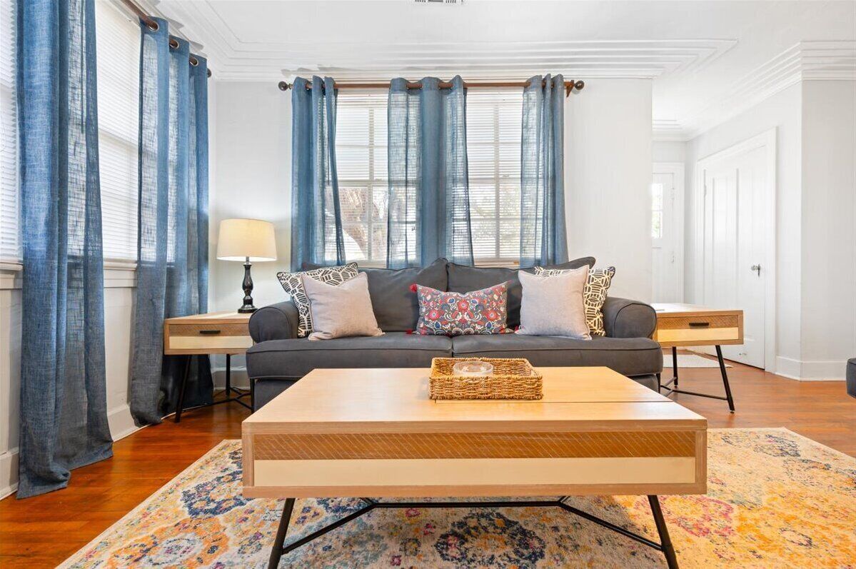 Easy Drive to Pembroke & Historic District+Pets