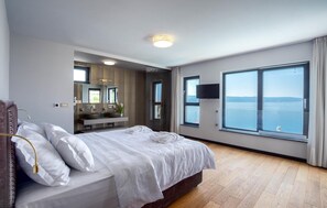 4 chambres, lit de bébé portatif, accès au Wi-Fi (inclus)