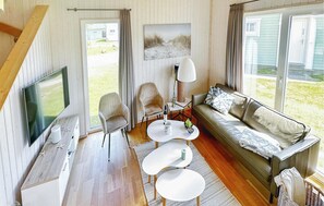 Smart-TV, Kamin, Stereoanlage