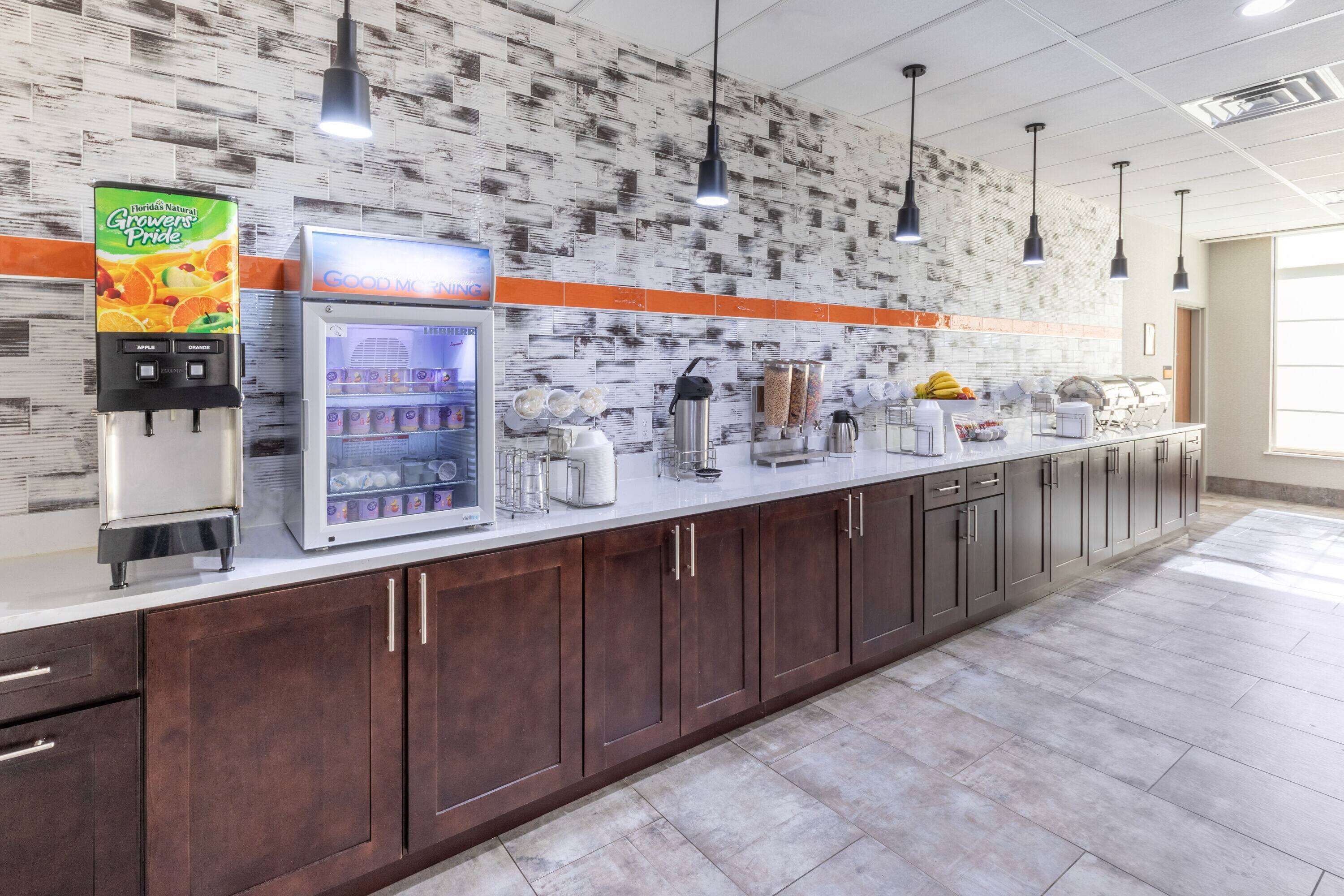 free daily on-the-go breakfast