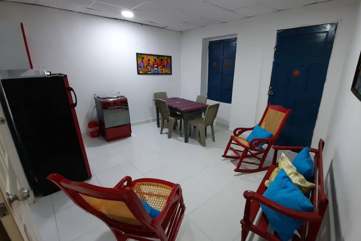 Apartamento familiar, 2 camas dobles | Zona de estar