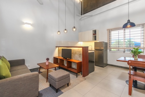 Apartment, 1 Bedroom | Televisyen