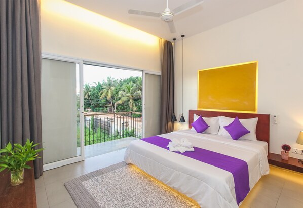 Lägenhet - 1 sovrum | Sängtillbehör av högsta kvalitet, skrivbord och arbetsyta för laptop