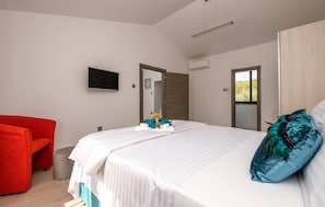 3 chambres, coffres-forts dans les chambres, Wi-Fi gratuit