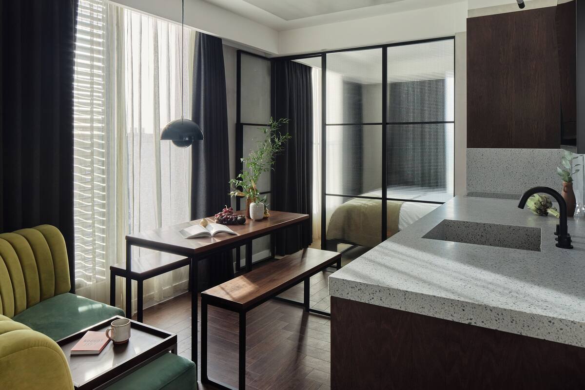 One Bedroom Apartment | 객실 내 금고, 책상, 노트북 작업 공간, 암막 커튼